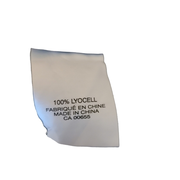 NEW WITH TAGS Mia by  Smart Set Gray very low rise relaxed womens capri pants - Picture 7 of 13